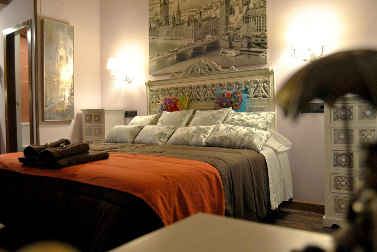 Complejo Casas Rurales Mansiones Y Villas Deluxe Collado Mediano Exteriör bild