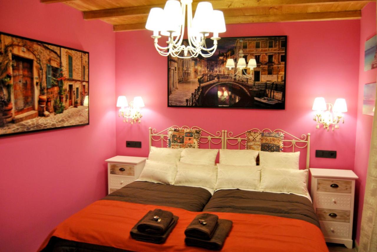 Complejo Casas Rurales Mansiones Y Villas Deluxe Collado Mediano Exteriör bild