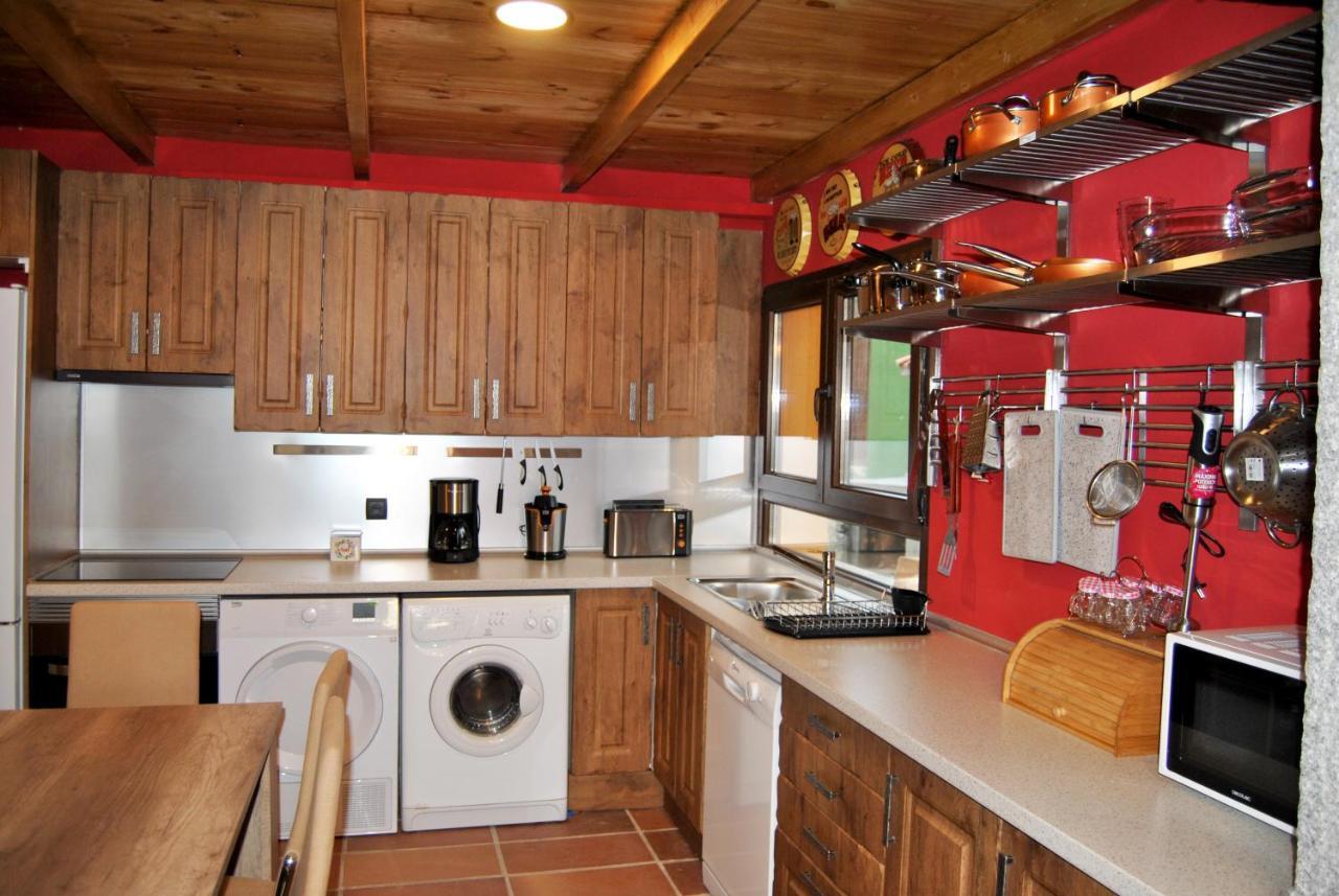 Complejo Casas Rurales Mansiones Y Villas Deluxe Collado Mediano Exteriör bild