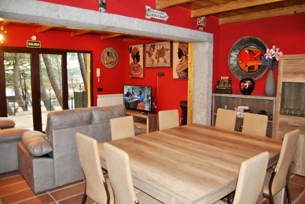 Complejo Casas Rurales Mansiones Y Villas Deluxe Collado Mediano Exteriör bild